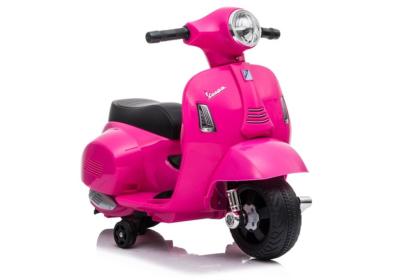 6 volts Vespa GTS 300 mini scooter enfant electrique rose 