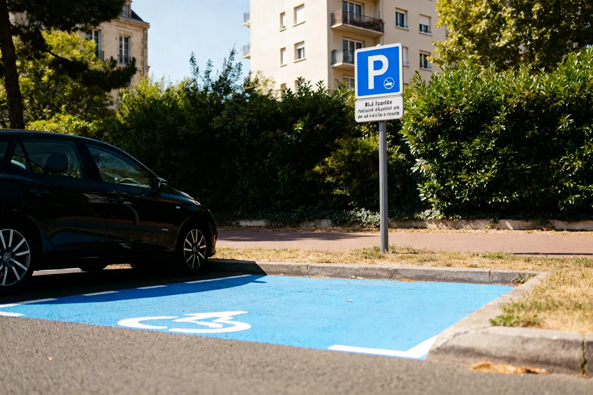 Stationnement en zone bleue : règles, durée et amendes